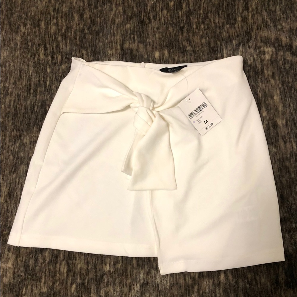 FOREVER 21 white skirt
